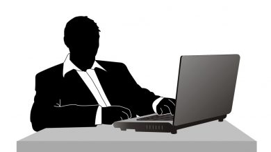 Die Hälfte aller Angestellten in Deutschland sitzt am Rechner