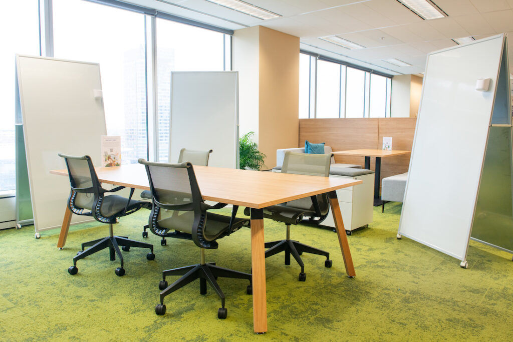 Wenig Technik, viel Platz für die Ideen: Eine kreative Ecke im neuen Büro von Salesforce in Sydney. (Bild: ©Salesforce)