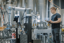 Mensch und Maschine im Team: Cobots in der Produktion