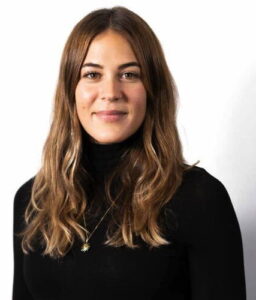 "Artikel 4 verlangt, dass Mitarbeitende und externe Beteiligte über ein angemessenes Maß an KI-Kompetenz verfügen", sagt Anja Miller von MaibornWolff. (Foto: MaibornWolff)